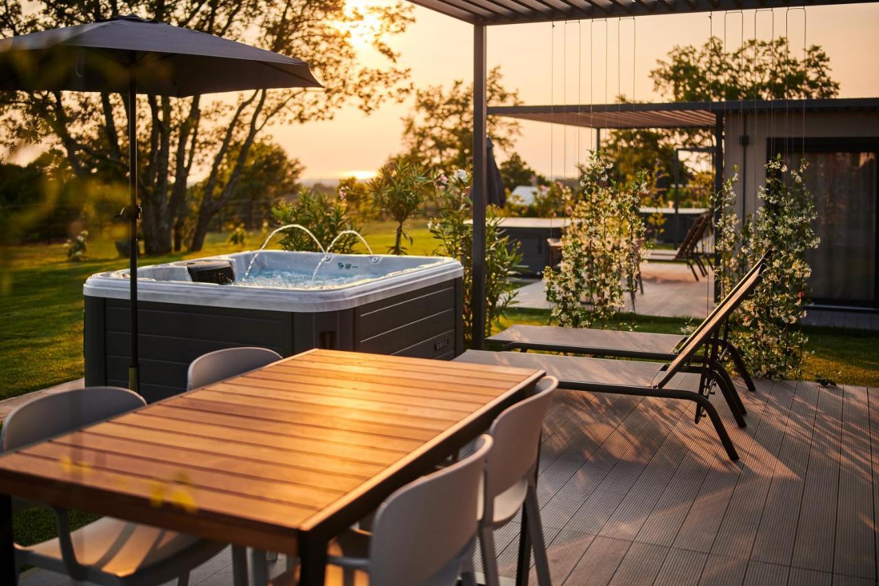San Servolo Wellness Camping Buje Esterno foto